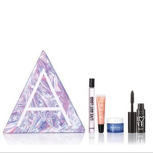 The A-List A Box, Avon